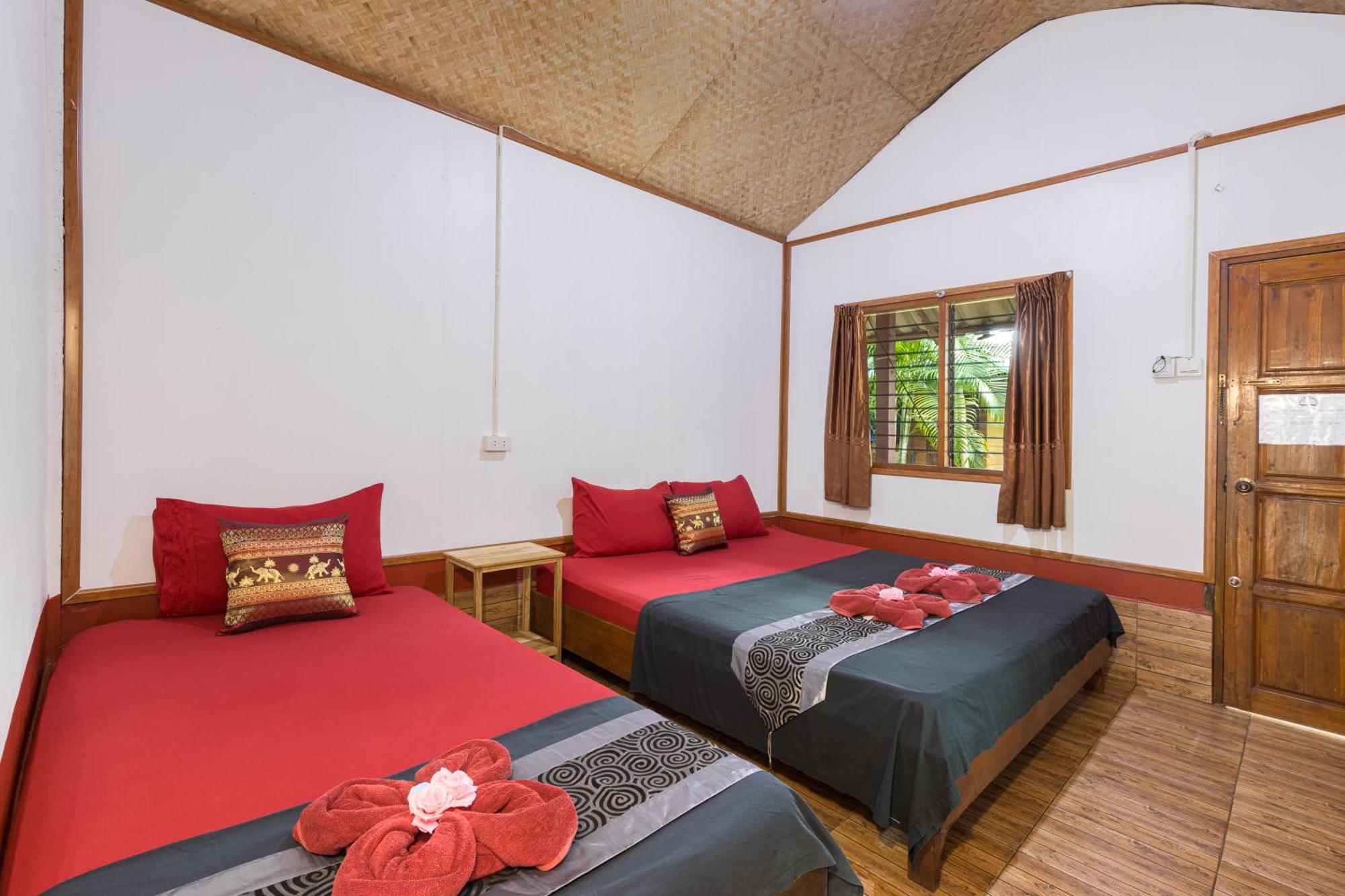 Family Song Koh Lipe Hotel Exterior foto